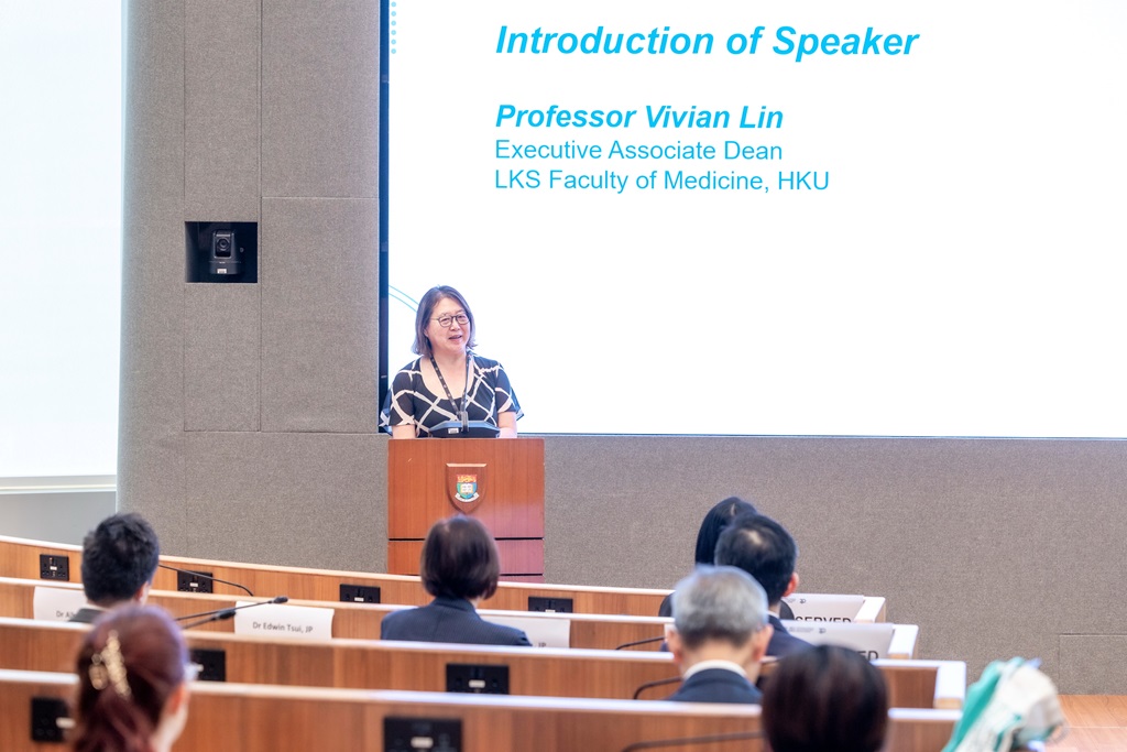 Professor Vivian Lin, Executive Associate Dean, LKS Faculty of Medicine, HKU, introduces the speaker